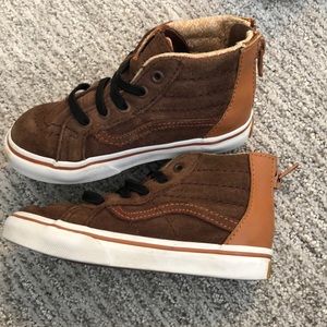 Like new Vans MTE winter high tops